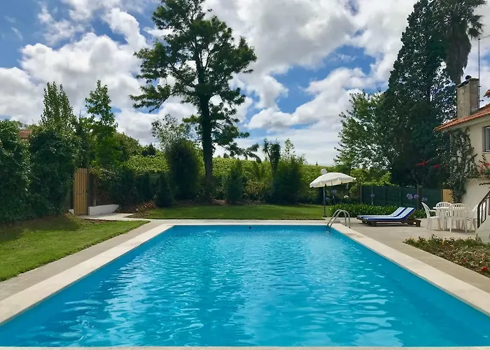 Дом отдыха Quinta Dos Capuchos Casa Da Adega Алкобаса